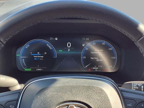 Used 2024 Toyota RAV4 Limited image 10