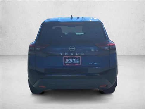 Used 2023 Nissan Rogue SV image 6
