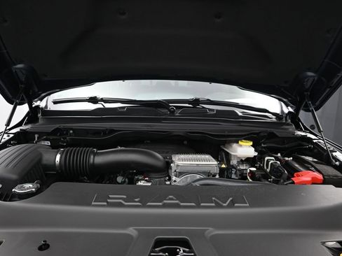New 2026 RAM 1500 4x4 Crew Cab image 26