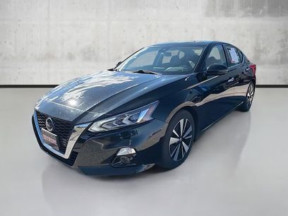 Used 2021 Nissan Altima 2.5 SL