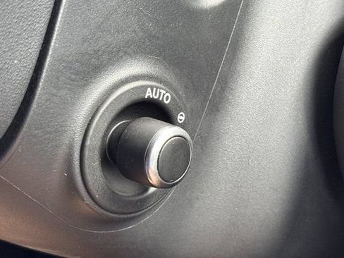 Used 2025 Land Rover Defender 110 S AWD/4WD image 25