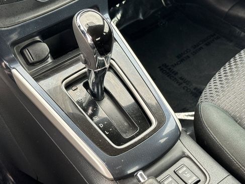 Used 2019 Nissan Sentra SR w/ Exterior Package image 19