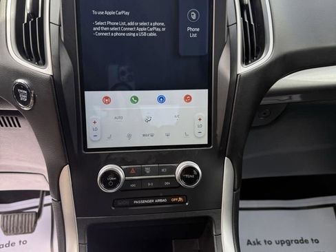 Used 2024 Ford Edge SEL image 21