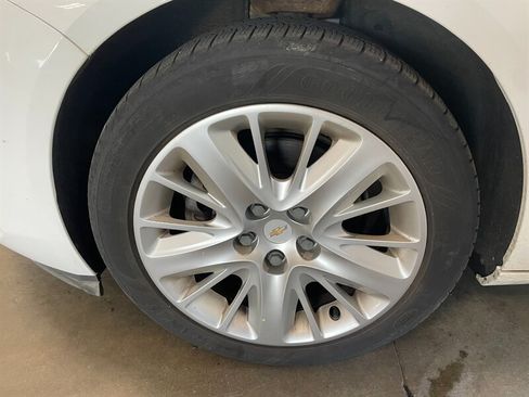 Used 2018 Chevrolet Impala LS FWD image 22