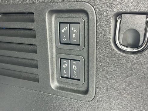 New 2026 Buick Enclave Avenir w/ Super Cruise Package image 29