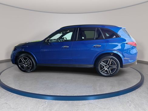 Used 2024 Mercedes-Benz GLC 300 4MATIC image 8