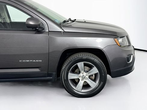 Used 2016 Jeep Compass High Altitude AWD/4WD image 41