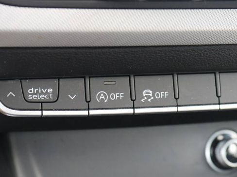 Used 2017 Audi A4 2.0T Ultra Premium FWD image 16