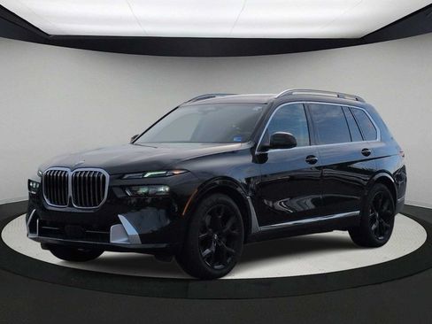 Used 2026 BMW X7 xDrive40i w/ Premium Package AWD/4WD image 4