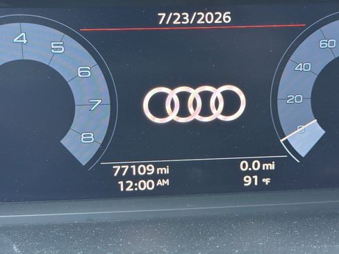 Used 2020 Audi Q3 2.0T Premium AWD/4WD image 3