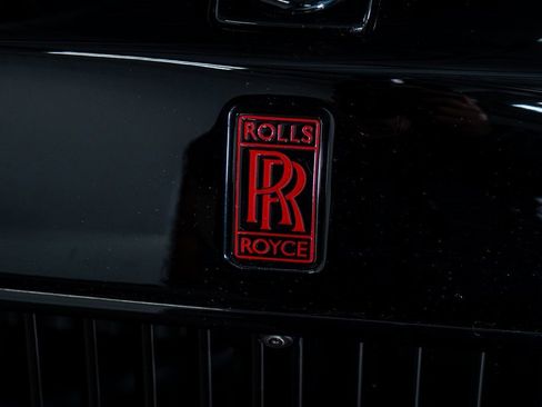 Used 2023 Rolls-Royce Phantom Sedan image 21