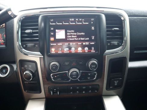Used 2014 RAM 2500 Laramie w/ Convenience Group AWD/4WD image 11