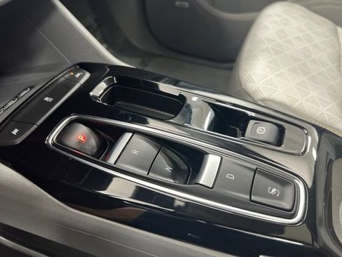 Used 2023 Chevrolet Bolt EUV Premier w/ Sun & Sound Package FWD image 19