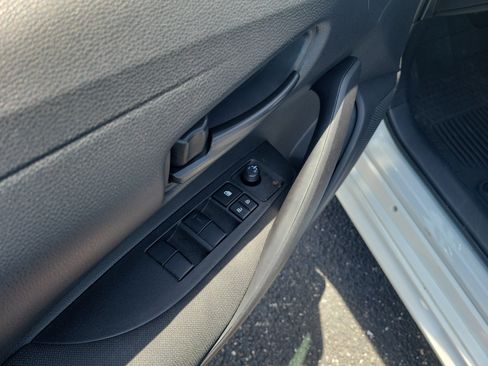 Used 2025 Toyota Corolla LE FWD image 19