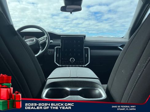 Certified 2025 GMC Acadia Elevation image 31