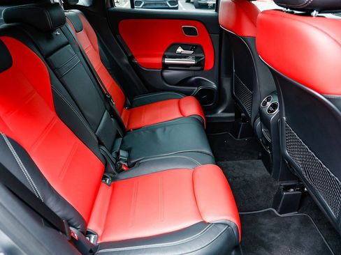 Certified 2023 Mercedes-Benz GLA 45 AMG 4MATIC image 18