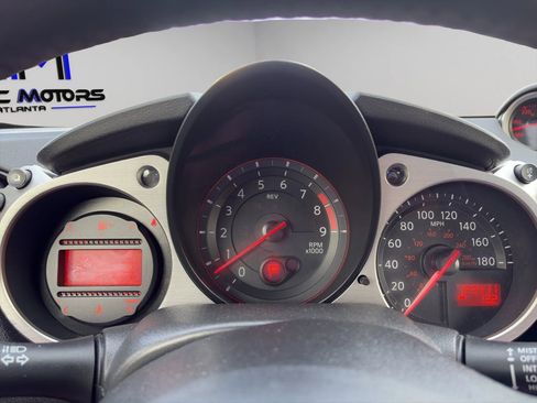 Used 2013 Nissan 370Z Roadster image 18