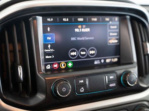 Used 2019 Chevrolet Colorado LT w/ LT Convenience Package AWD/4WD image 17