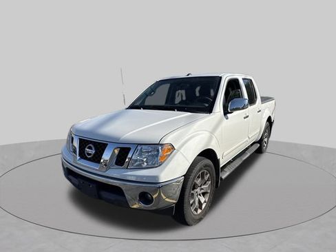 Used 2019 Nissan Frontier SL AWD/4WD image 1
