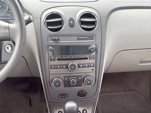 Used 2008 Chevrolet HHR LS image 16