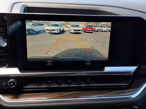 Used 2022 Chevrolet Silverado 1500 LT image 15