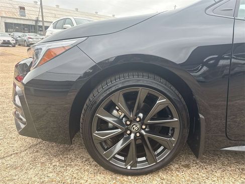 Used 2025 Toyota Corolla SE image 5