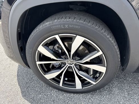 Used 2024 Volkswagen Atlas SEL Premium R-Line AWD/4WD image 12