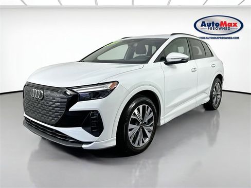 Used 2025 Audi Q4 e-tron Premium w/ Convenience Package image 5