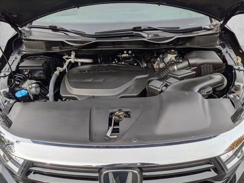 Used 2023 Honda Odyssey EX-L image 24