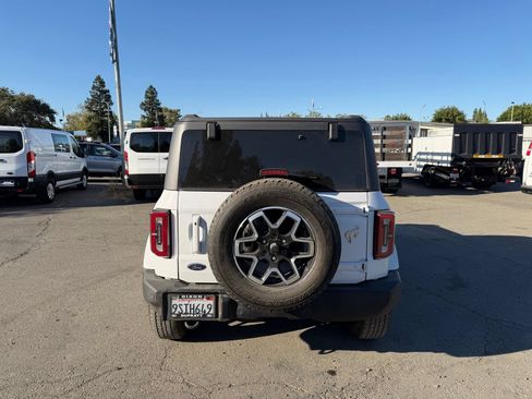 Used 2024 Ford Bronco Outer Banks AWD/4WD image 4