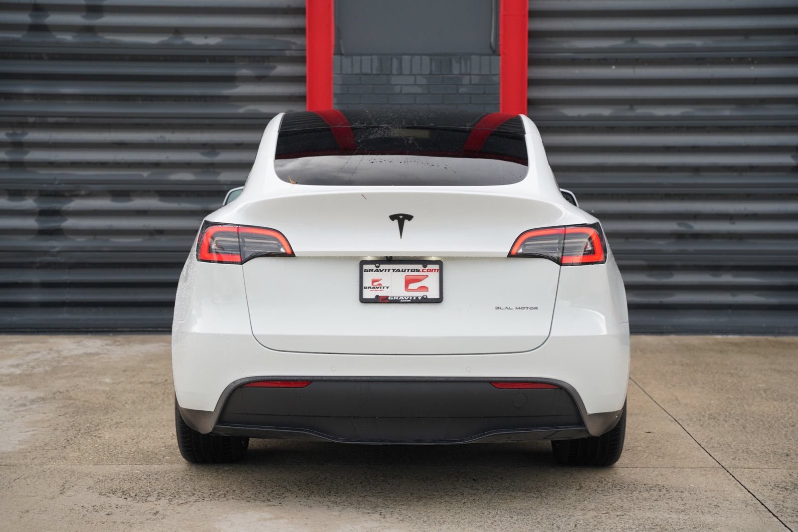 Used 2022 Tesla Model Y Long Range AWD/4WD image 10
