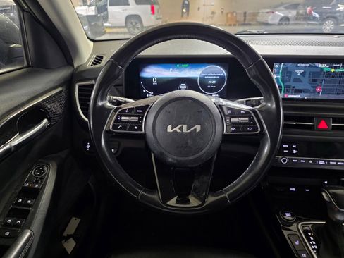 Used 2024 Kia Seltos EX image 20
