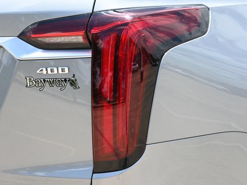 Used 2024 Cadillac XT6 Premium Luxury w/ Technology Package AWD/4WD image 22