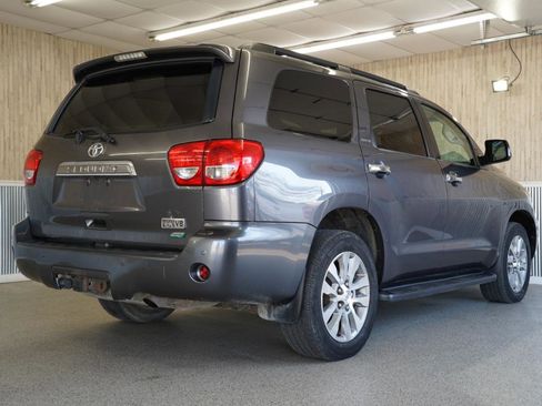 Used 2014 Toyota Sequoia Limited image 10