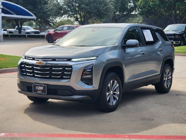 Used 2026 Chevrolet Equinox LT FWD image 10