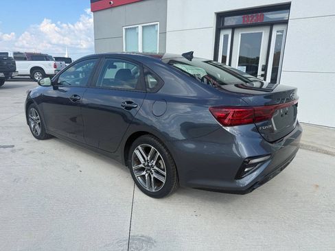 Used 2019 Kia Forte S FWD image 4
