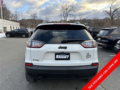 Certified 2022 Jeep Cherokee Latitude image 25