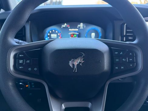 Used 2025 Ford Bronco 4-Door image 29