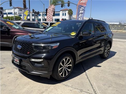 Used 2020 Ford Explorer ST w/ Premium Technology Package AWD/4WD image 3