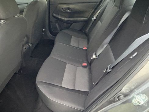 Certified 2025 Nissan Sentra SV image 33