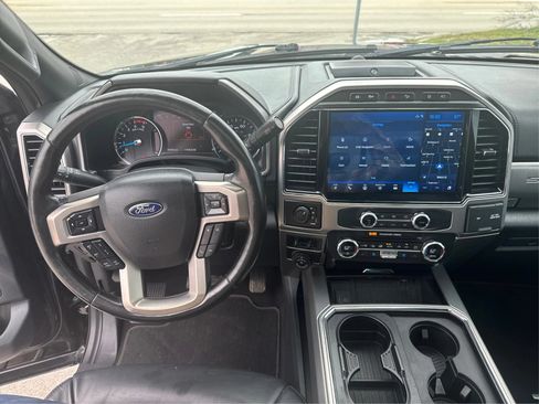 Used 2022 Ford F350 Platinum AWD/4WD image 17