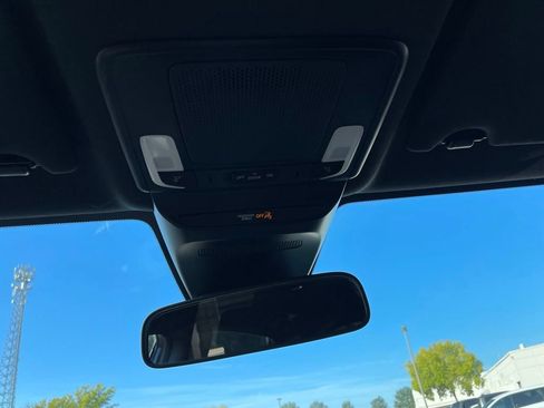 Certified 2025 Honda HR-V Sport image 15