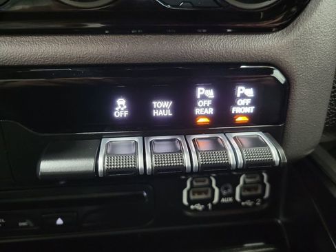 Used 2019 RAM 1500 Sport w/ Level 2 Equipment Group AWD/4WD image 45