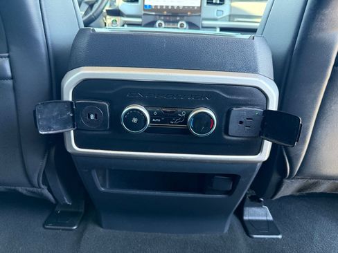 Used 2024 Ford Expedition XLT RWD image 41
