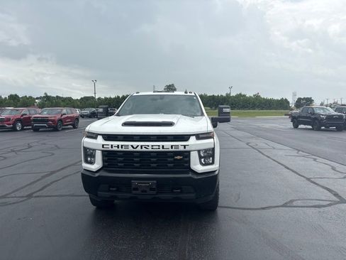 Used 2020 Chevrolet Silverado 2500 Custom w/ Custom Value Package AWD/4WD image 5