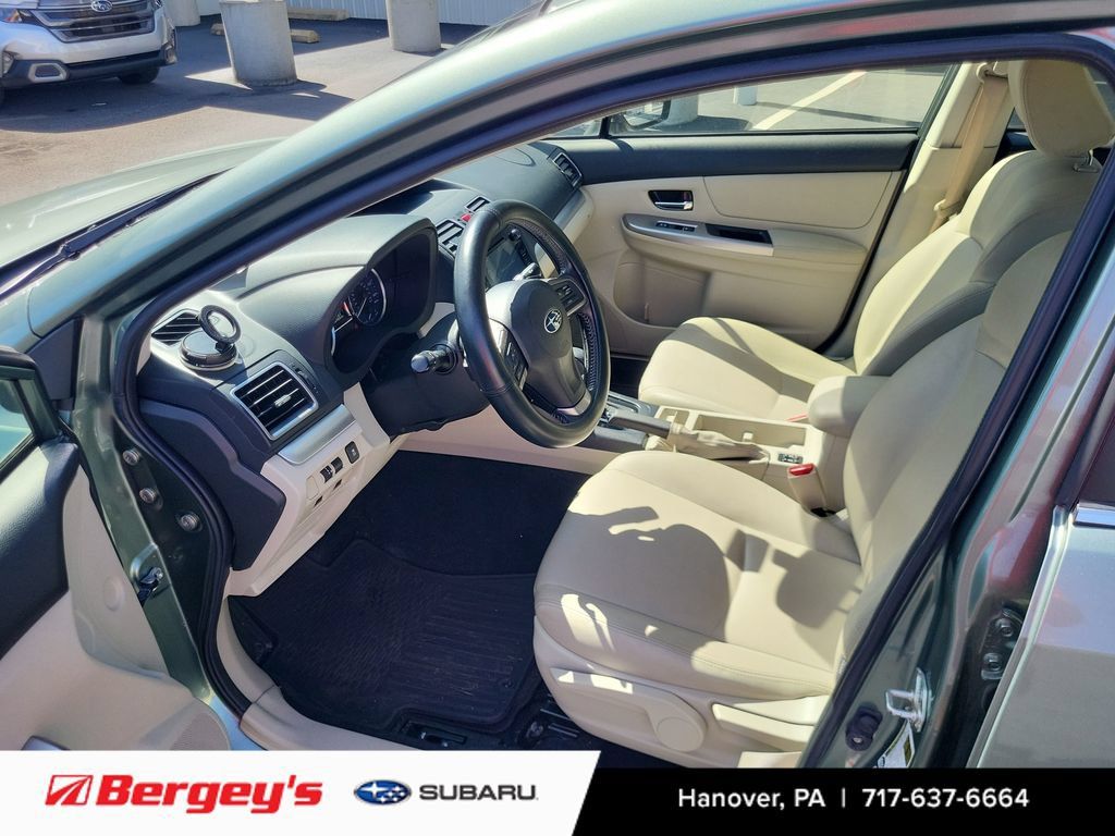 Used 2016 Subaru Impreza 2.0i Limited w/ Popular Package #2 AWD/4WD image 8