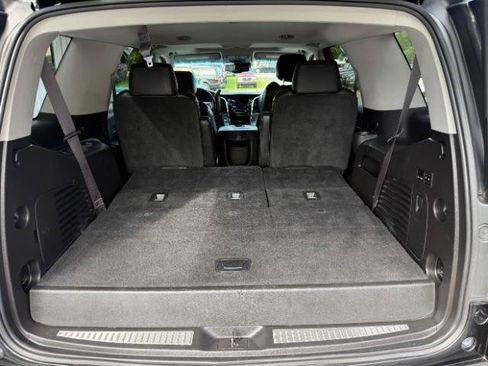 Used 2015 Cadillac Escalade Luxury AWD/4WD image 5