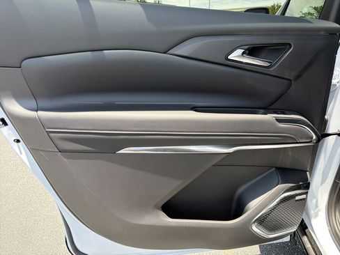 New 2026 Chevrolet Traverse RS AWD/4WD image 24