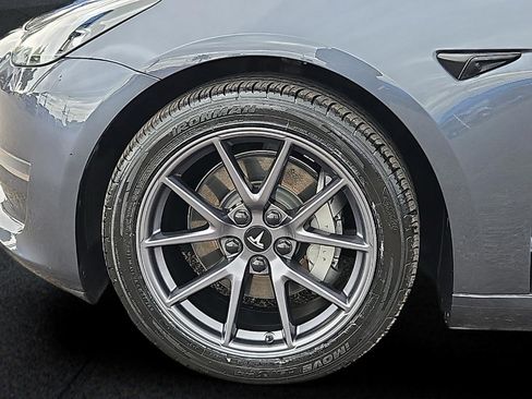 Used 2023 Tesla Model 3 Standard Range image 20