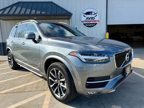 Used 2018 Volvo XC90 T6 Momentum w/ Convenience Package image 2